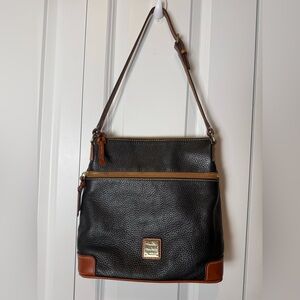 Dooney & Burke pebbled leather shoulder bag